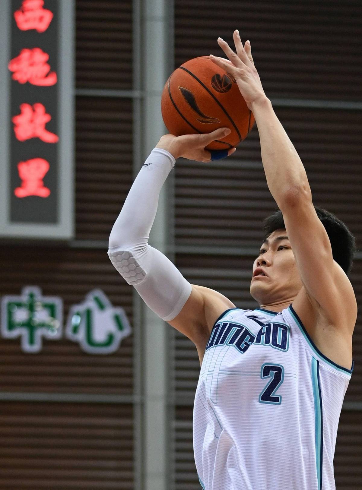 福建男篮后卫获得最佳表现，全队备战状态良好