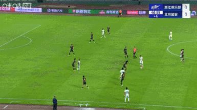 九游娱乐app-莱斯特城逆转胜利，积分榜稳固排名第三(莱斯特城怎么夺冠的)